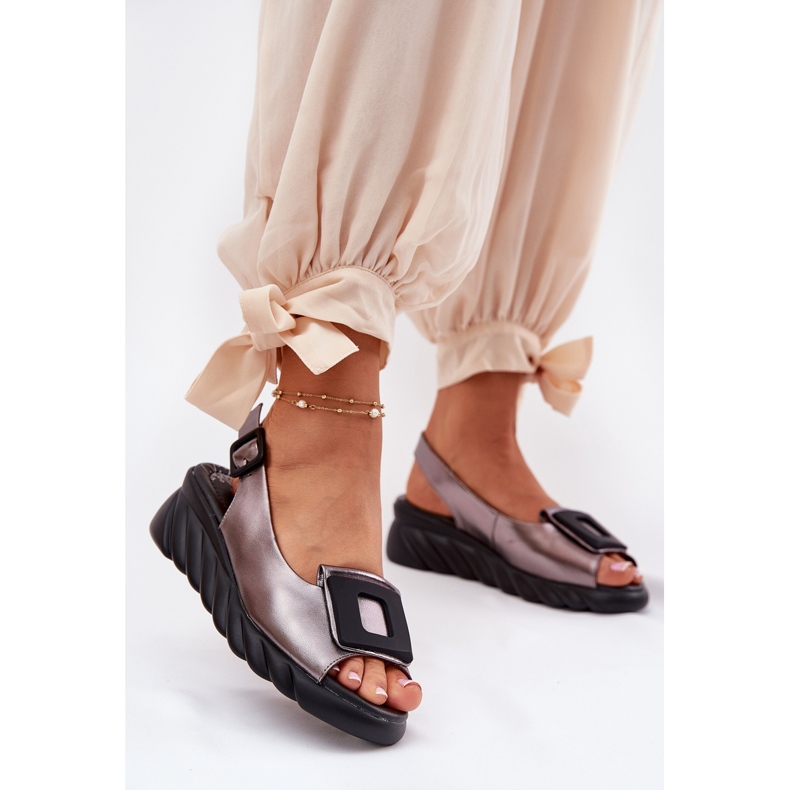 Dámské kožené sandály s klínem s dekorací Artiker 56C2158 Graphite stříbrný 2