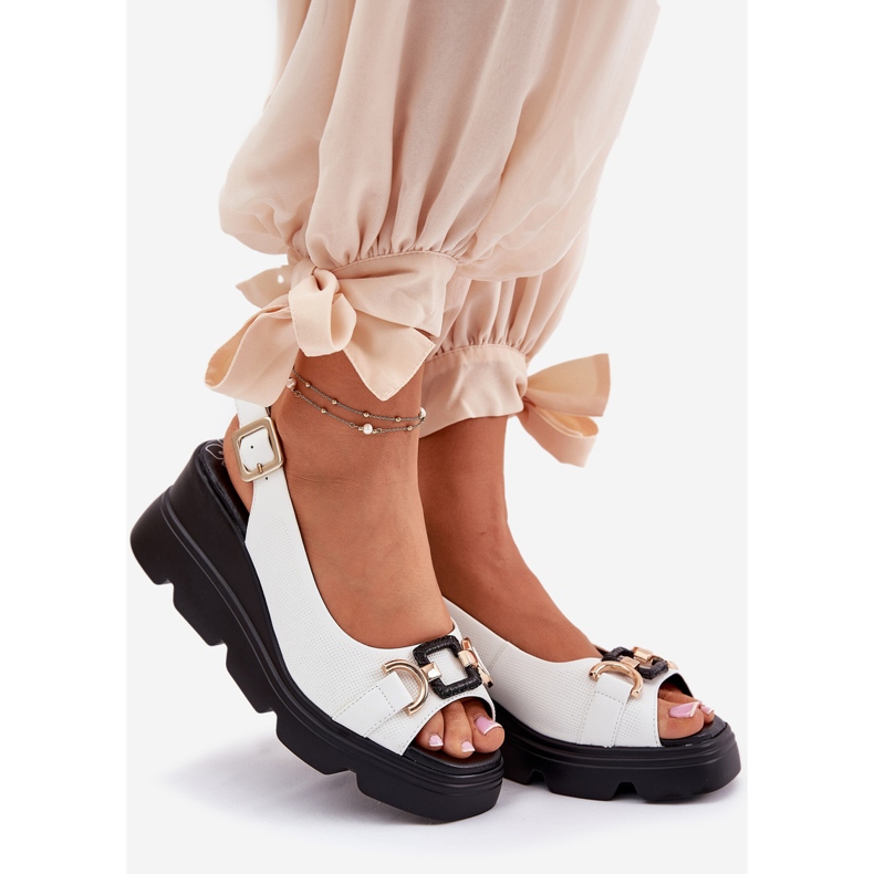 ARTIKER Dámské kožené sandály na klínu a platformu s dekorací Artker 56C1588 WHITE bílý 1