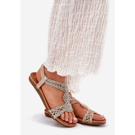 Ploché dámské sandály s krajkovým vzorem Artikera 56C1281 PLN zlatý 1 Ploché dámské sandály s krajkovým vzorem Artikera 56C1281 PLN zlatý 1