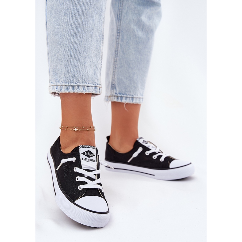 Materiál ženských tenisek Lee Cooper LCW-25-02-3299L Black černý 2