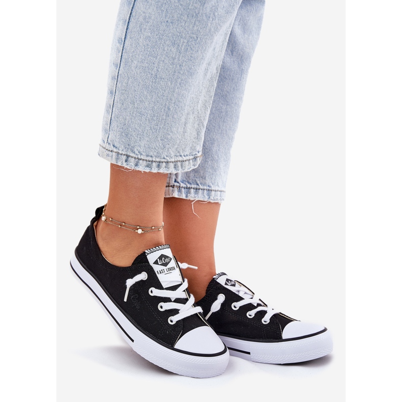 Materiál ženských tenisek Lee Cooper LCW-25-02-3299L Black černý 1