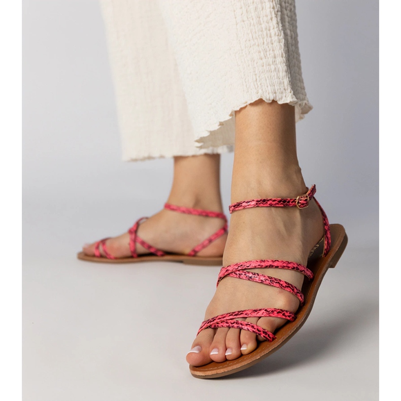 Růžové sandály na ploché podrážce růžový 1 Růžové sandály na ploché podrážce růžový 1