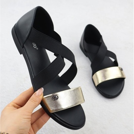 EVento Dámské sandály s černými gumami 3884 1