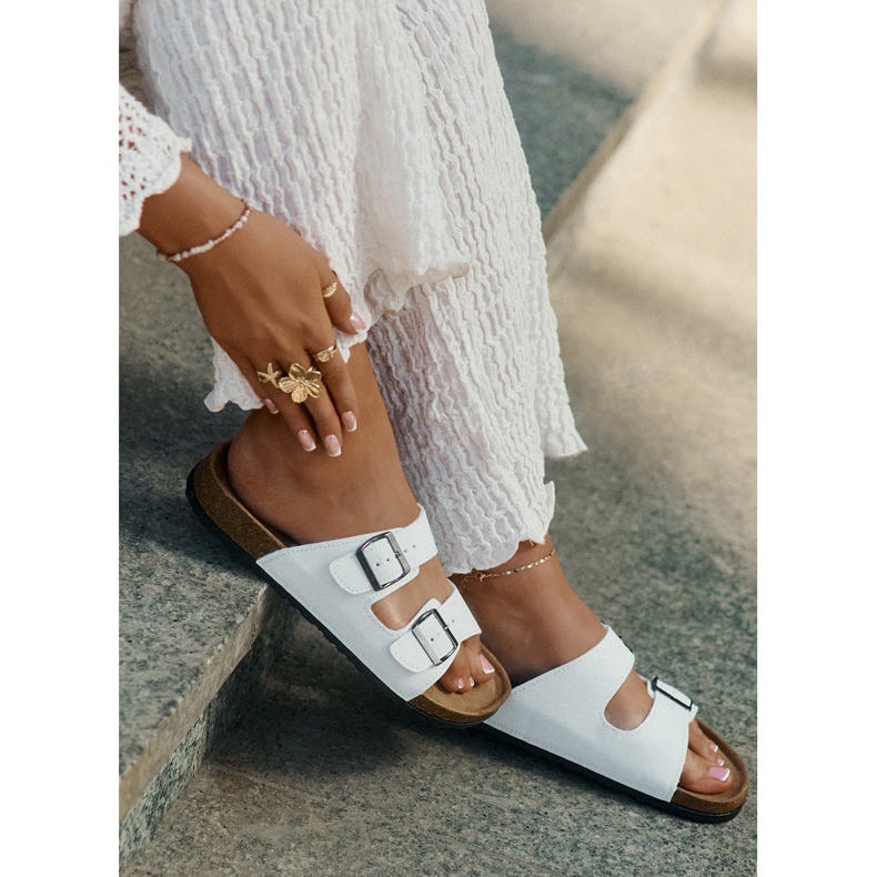 Evento Dámské pantofle na korkové plošině s bílými spony 2