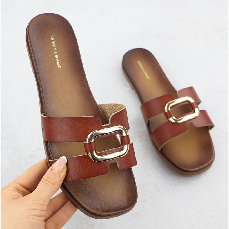 Dámské pantofle s dekorací hnědé Sergio Leone SK077H hnědý 1