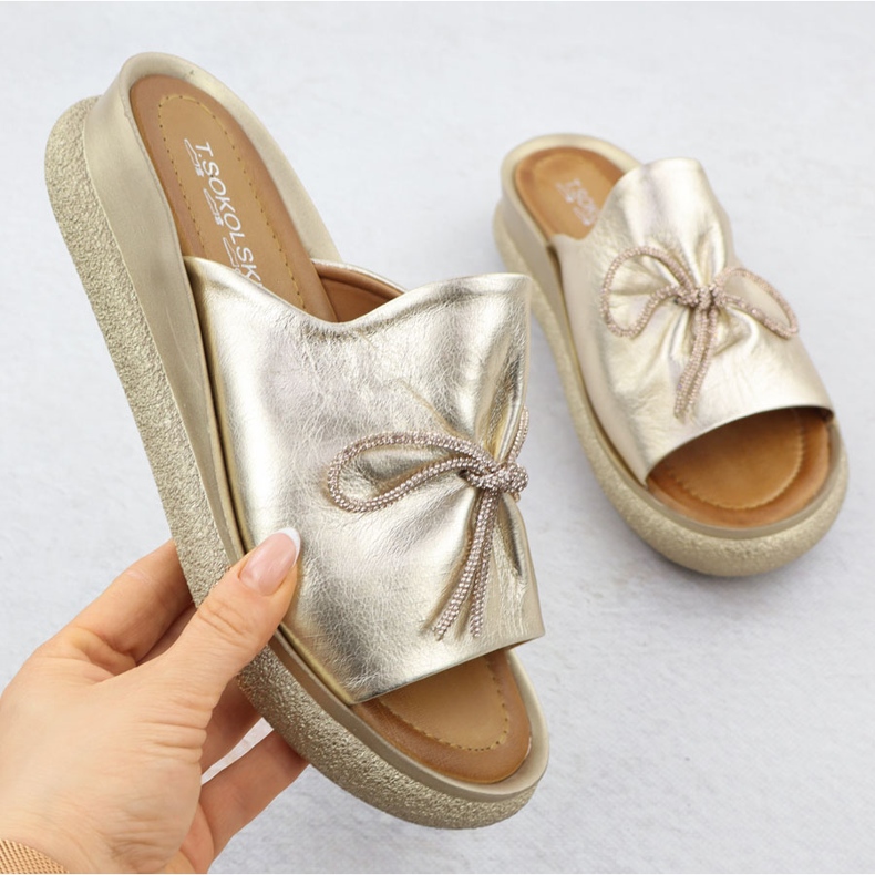 Dámské kožené flip flip flip flip flip t.sokolski L25-154 zlatý 1 Dámské kožené flip flip flip flip flip t.sokolski L25-154 zlatý 1