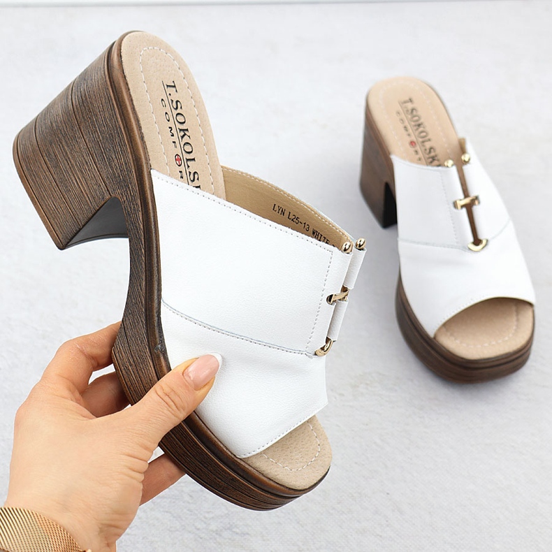 Dámské kožené žabky na bílém post T.Sokolski L25-13 bílý 1