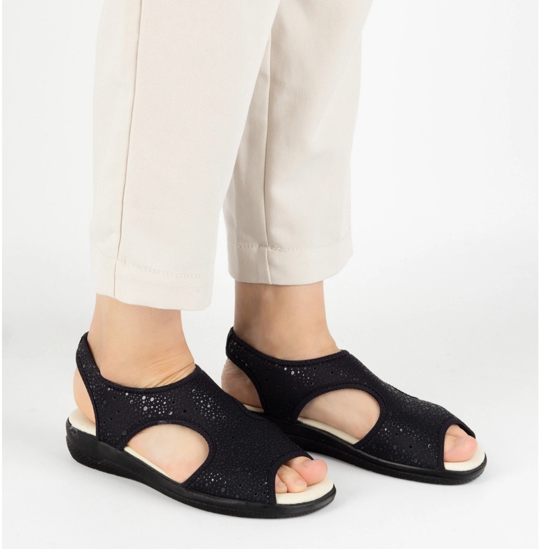 Vriston Dámské boty Flexibilní sandály Comfoot Emma Black Glossy černá 2