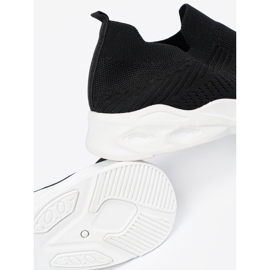 Shelvt Černé dámské nazouvací sportovní boty černá 1