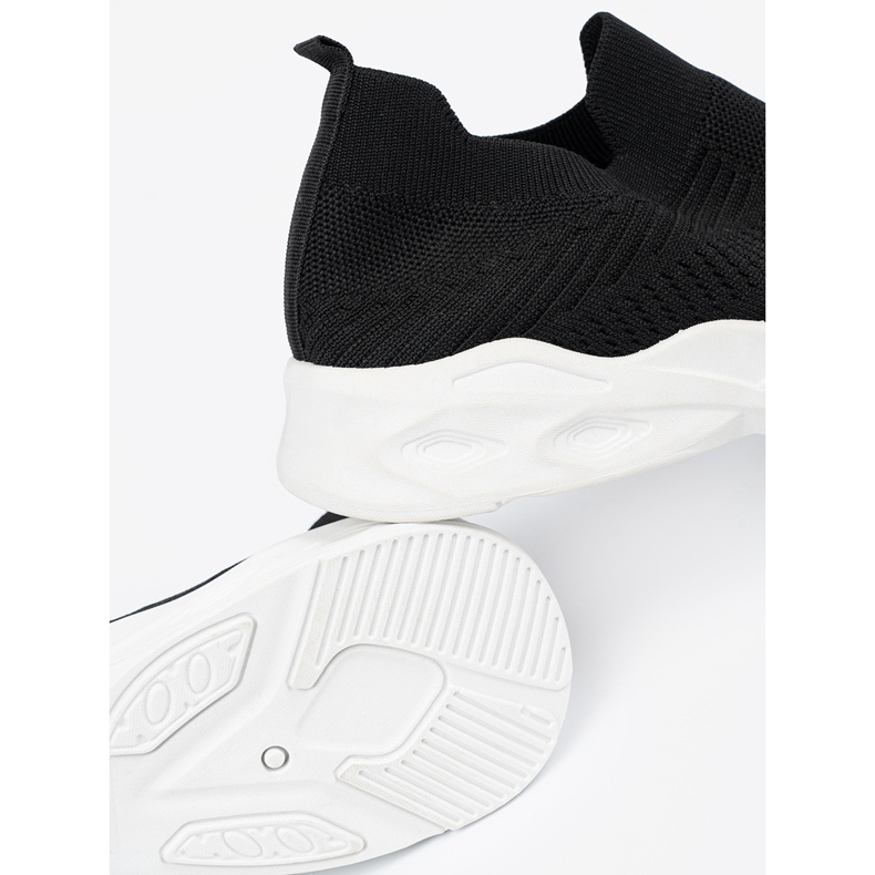 Shelvt Černé dámské nazouvací sportovní boty černá 1