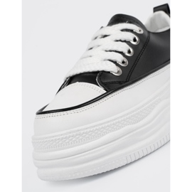 Černé a bílé tenisky na platformě černá 1