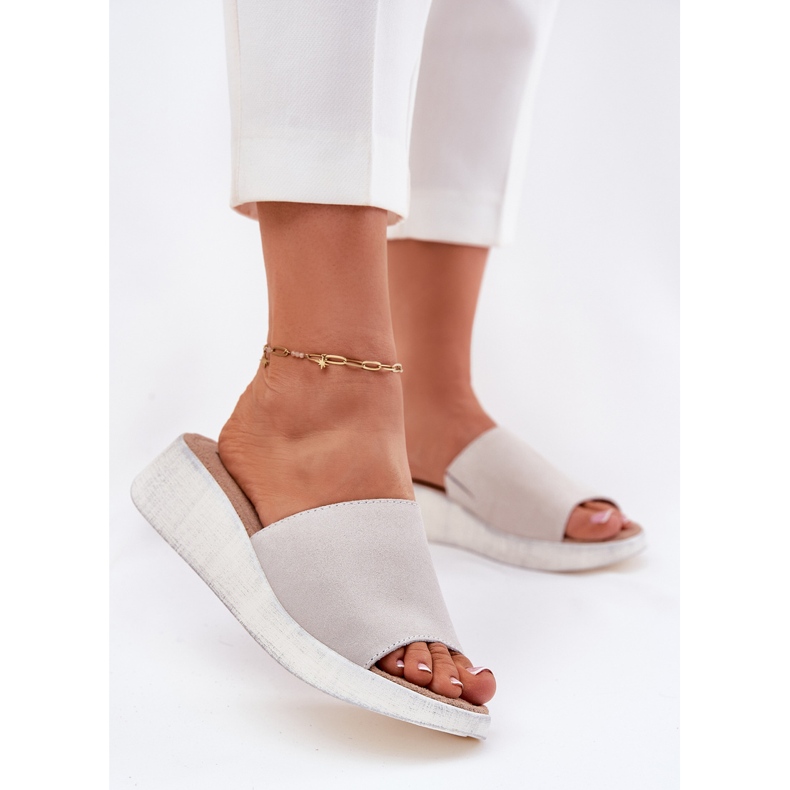 Dámské semišové žabky na Panto Fino RR267044 Gray Wedge šedá 2