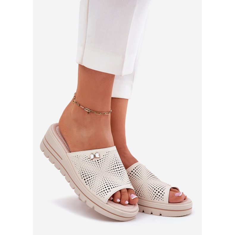 Dámské kožené žabky Vinceza 41477 béžový 1