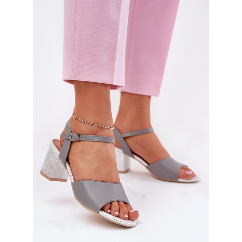 Dámské sandály na příspěvku Vinceza 20275 šedá 2