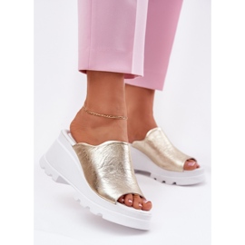 Kožené klíny na Artikeru 56C0435 PLN zlatý 2