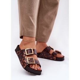 Zaxy Voňavé dámské žabky s přezkoukem pokterem RR285059 Brown hnědý 2 Zaxy Voňavé dámské žabky s přezkoukem pokterem RR285059 Brown hnědý 2