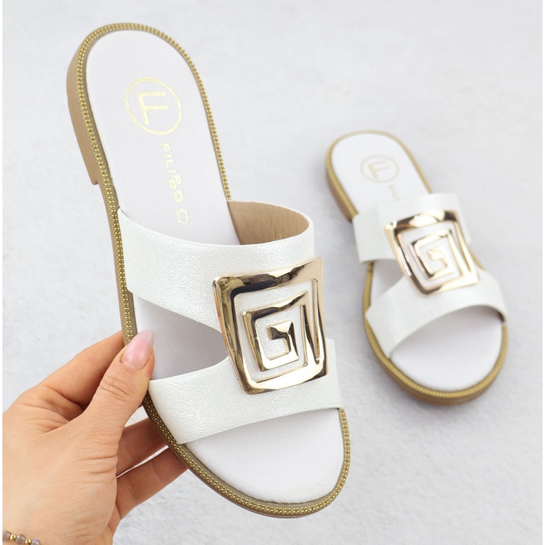 Dámské žabky s dekorací White Filippo DS3703 bílý 1