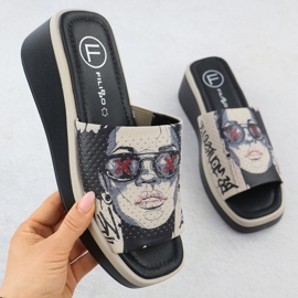 Dámské kožené pantofle s tiskem Beige Filippo DK6158 béžový 1 Dámské kožené pantofle s tiskem Beige Filippo DK6158 béžový 1