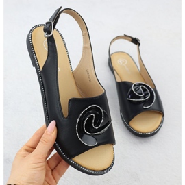 Ploché dámské sandály s Flower Black Filippo DS6915 černý 1
