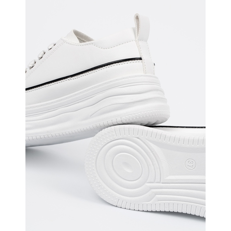 Shelvt Bílé tenisky žen na platformě bílý 1 Shelvt Bílé tenisky žen na platformě bílý 1