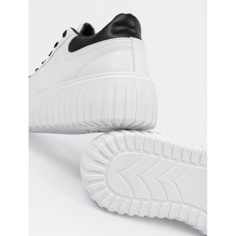 Shelvt Dámské sportovní boty bílé barvy bílý 1