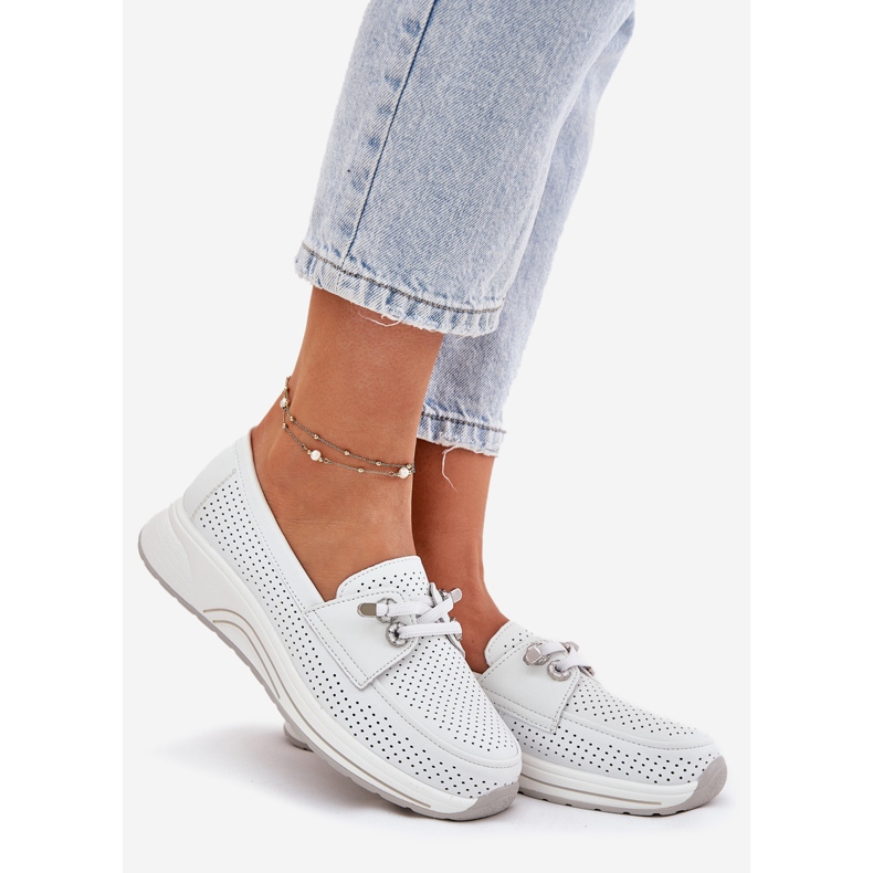 Otevřená bota vyrobená z přírodní kůže na Platformě Artiker 56C2101 bílý 1