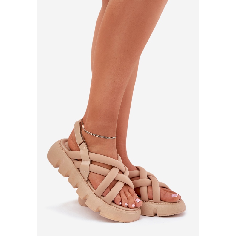 Inna Dámské sandály na platformě s béžovými pruhy 1