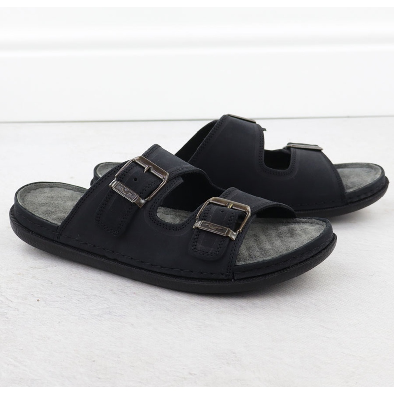 Kožené pohodlné pánské pantofle s přezkami černé T.Sokolski Fs M01 černá 2