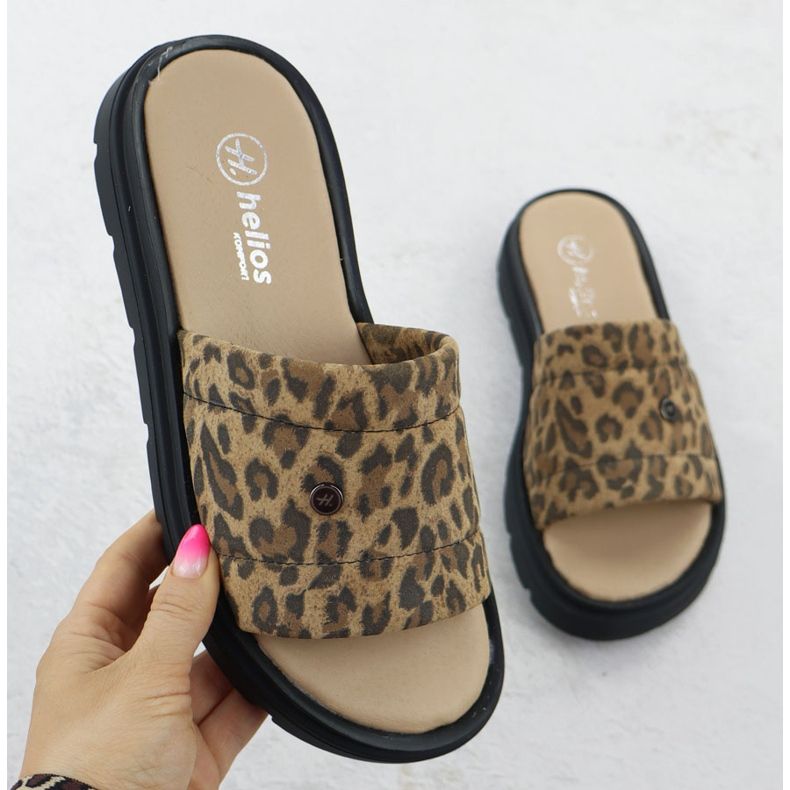 Dámské kožené pantofle na platformě s Beige Helios 156.731 béžový 1