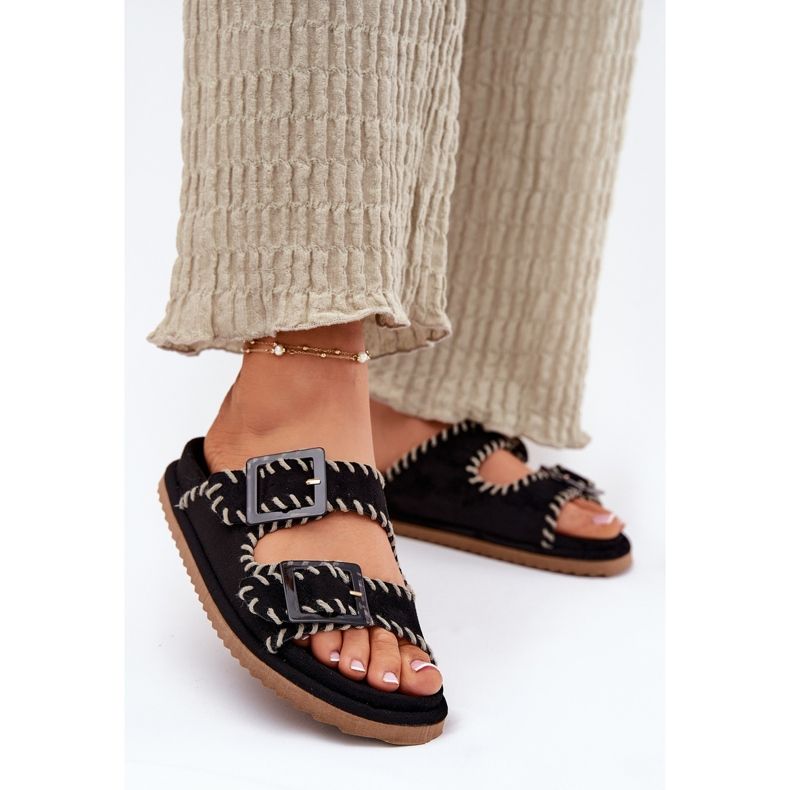 Inna Dámské žabky s spony a dekorativním černým ostřelem černá 2