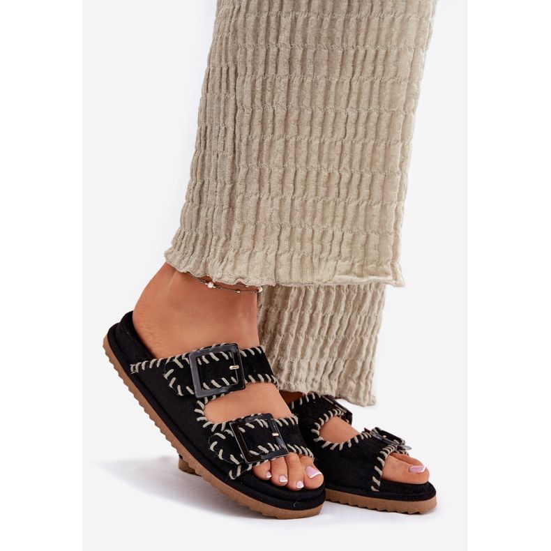 Inna Dámské žabky s spony a dekorativním černým ostřelem černá 1