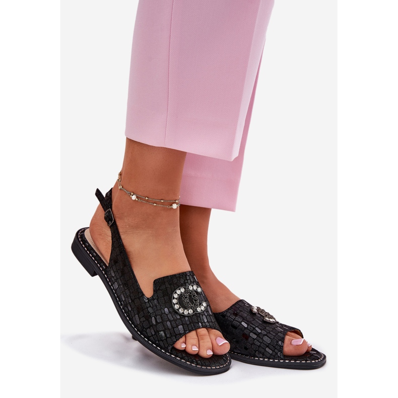 S.Barski Kožené sandály s plochým podpatkem Ornament S. Barski KV51-096 Černá 1 S.Barski Kožené sandály s plochým podpatkem Ornament S. Barski KV51-096 Černá 1