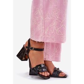 EVento Kožené lakované dámské sandály na sloupu černé černý 1