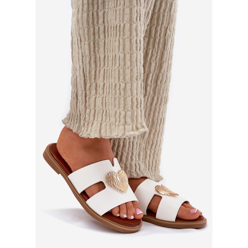 EVento Flops Flip Flip Flip Flip Flip Flip Flip Flip Flops se zlatou dekorací bílý 1