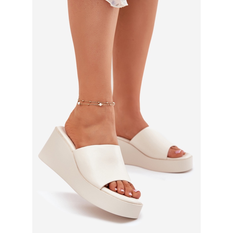 Inna Dámské žabky na Anchoic Leather Bright Beige béžový 1