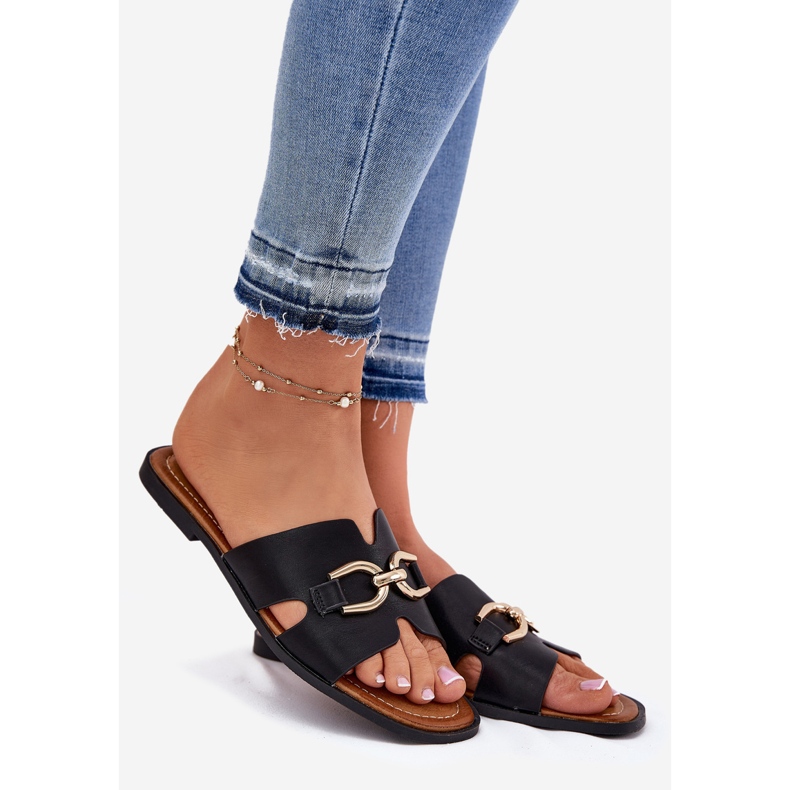 EVento Ploché ženské pantofle s dekorativním detailem černou černá 1