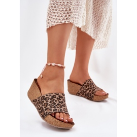 Zazoo 40289 Dámské kožené žabky na leopardu Cork Wedge béžový 2