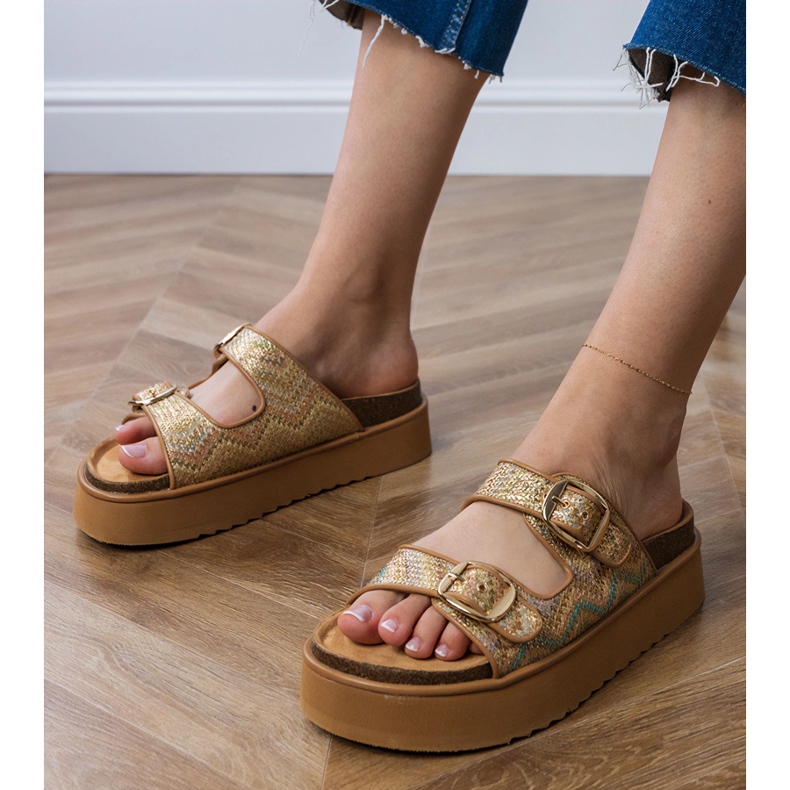 Zlaté žabky se svorkami na pruhy zlatý 1