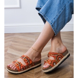 Oranžové etnické žabky se svorkami na pruzích oranžový 2