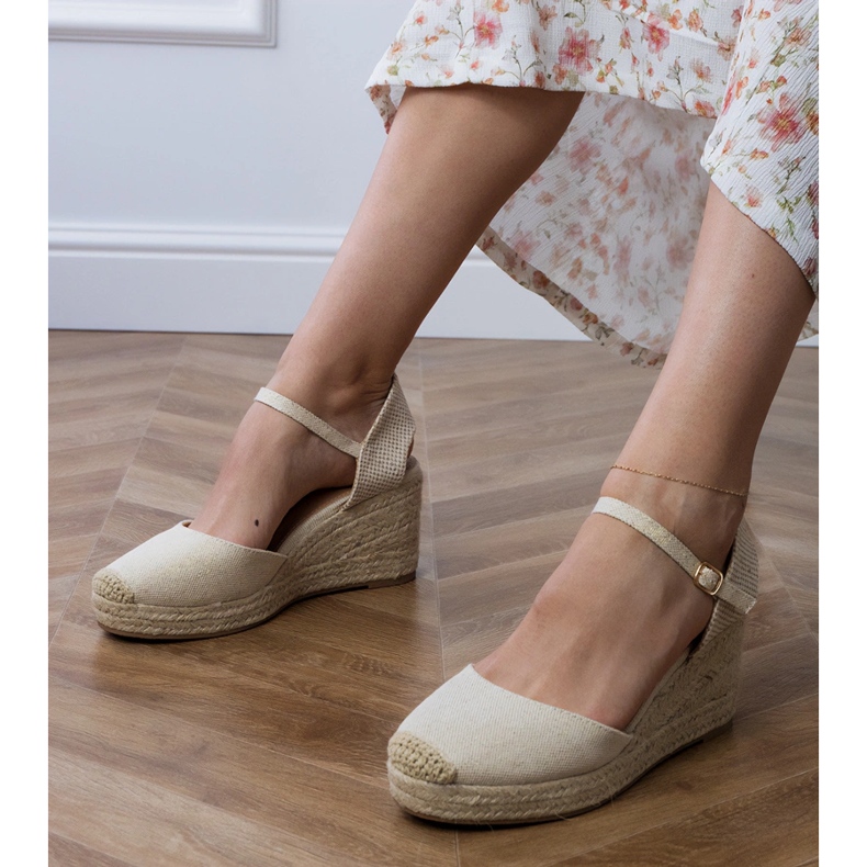 Béžové sandály espadrilles na klínu béžový 1 Béžové sandály espadrilles na klínu béžový 1