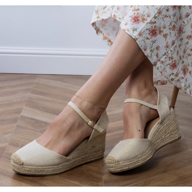 Béžové sandály espadrilles na klínu béžový 2