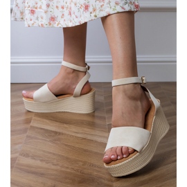 Béžové sandály na platformě Ekozamsz béžový 2