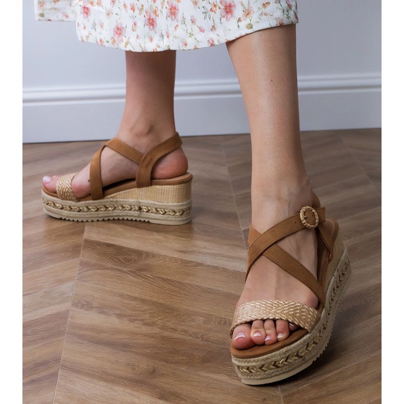 Hnědé sandály Espadrilles pro klín hnědý 2 Hnědé sandály Espadrilles pro klín hnědý 2