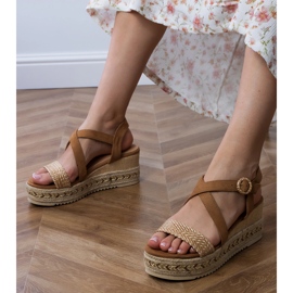 Hnědé sandály Espadrilles pro klín hnědý 3