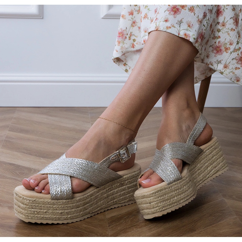 Silver Espadrille sandály na plošině s pruhy stříbrný 2 Silver Espadrille sandály na plošině s pruhy stříbrný 2