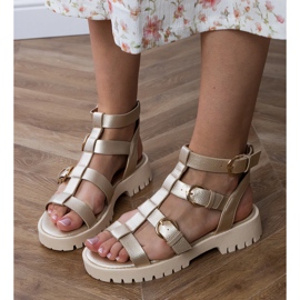 Zlaté sandály gladiátor připevněné krychlí zlatý 2 Zlaté sandály gladiátor připevněné krychlí zlatý 2