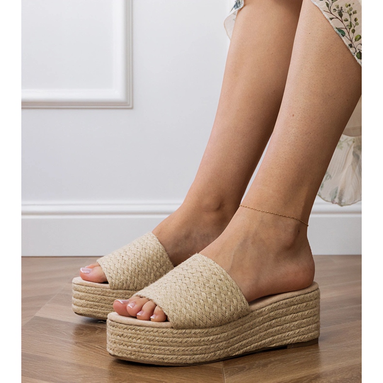 Beige Espadrilles na platformě béžový 1