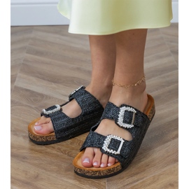 Černé žabky na korku se zirkony na sponách černá 2