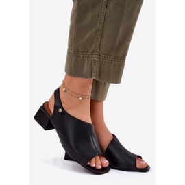 Dámské kožené sandály na Maciejka 06975-01 Black černý 1