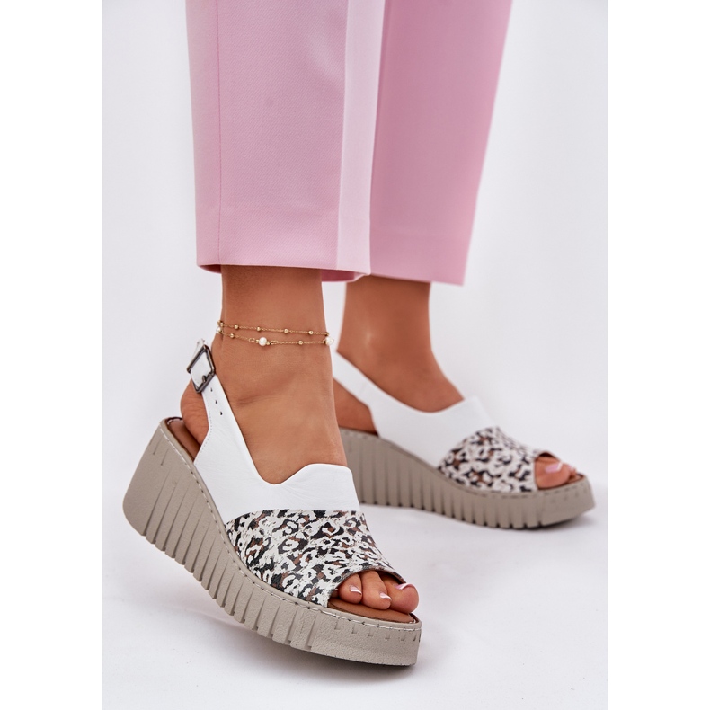 ARTIKER Dámské sandály vyrobené z přírodní kůže na Wedge Artker 56C0958 WHITE bílý 2 ARTIKER Dámské sandály vyrobené z přírodní kůže na Wedge Artker 56C0958 WHITE bílý 2